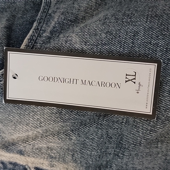 Shorts - Picture 5 of 5